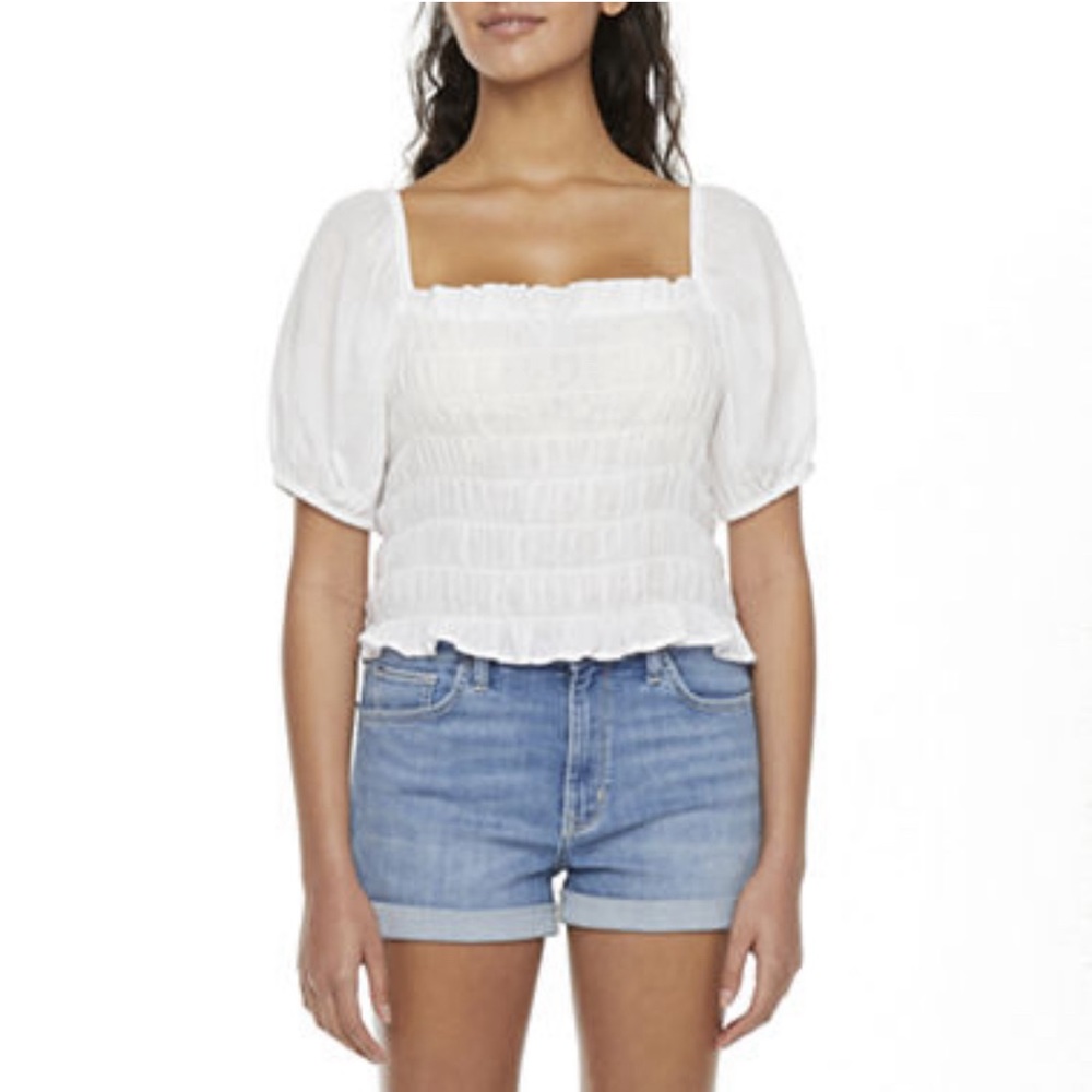 a.n.a. A new approach Shirred Short Sleeve Peasant Top blouse white Medium.